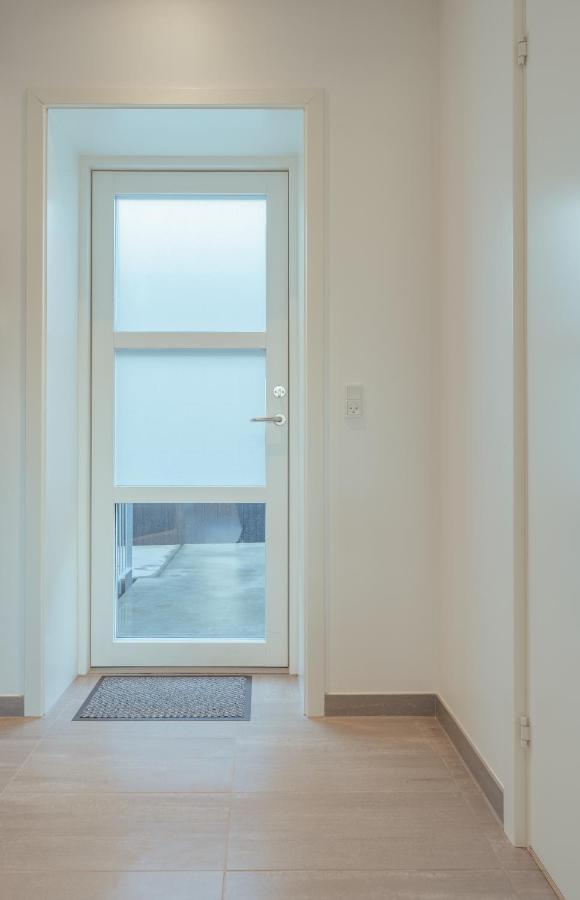 New 2 Bedroom Apt - Ocean And Mountain View トースハウン エクステリア 写真