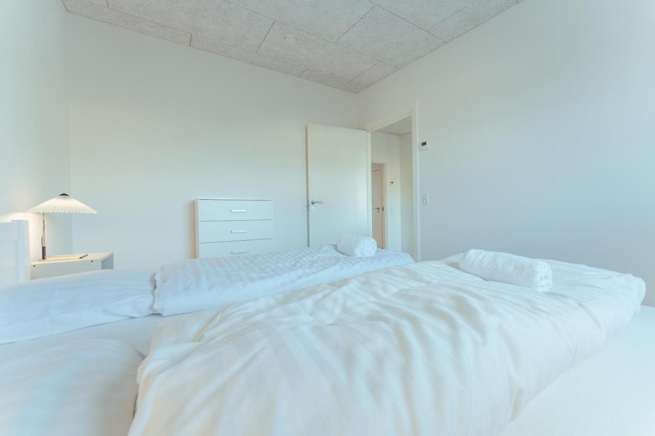 New 2 Bedroom Apt - Ocean And Mountain View トースハウン エクステリア 写真